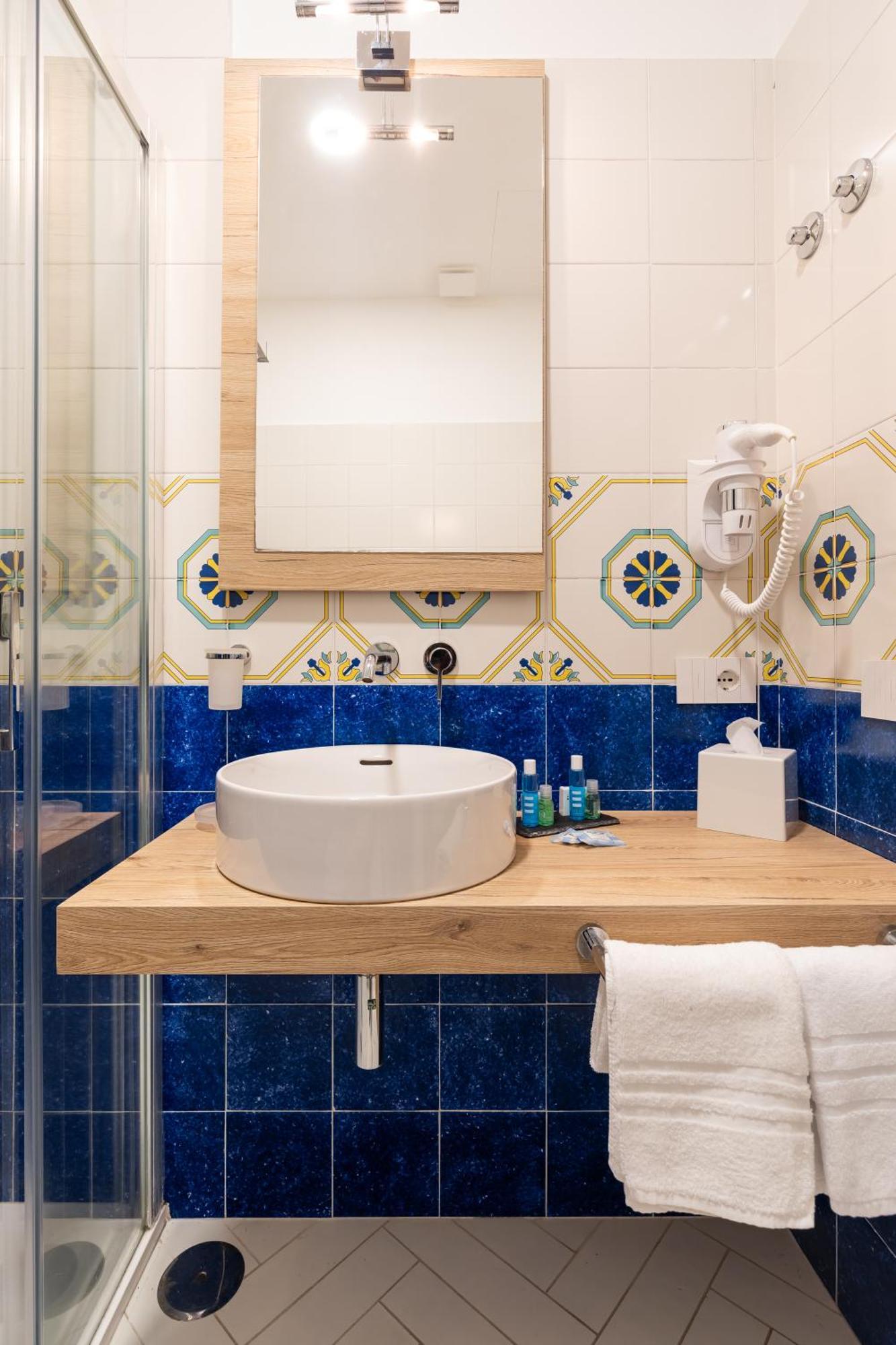 Yourhome - Lidia Rooms & Suites Sorrento Eksteriør bilde